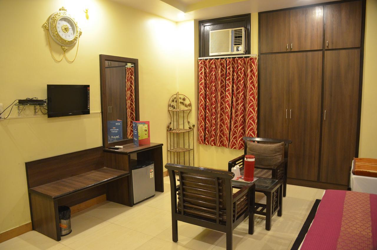 Hotel Jinendra Inn Jaipur Buitenkant foto