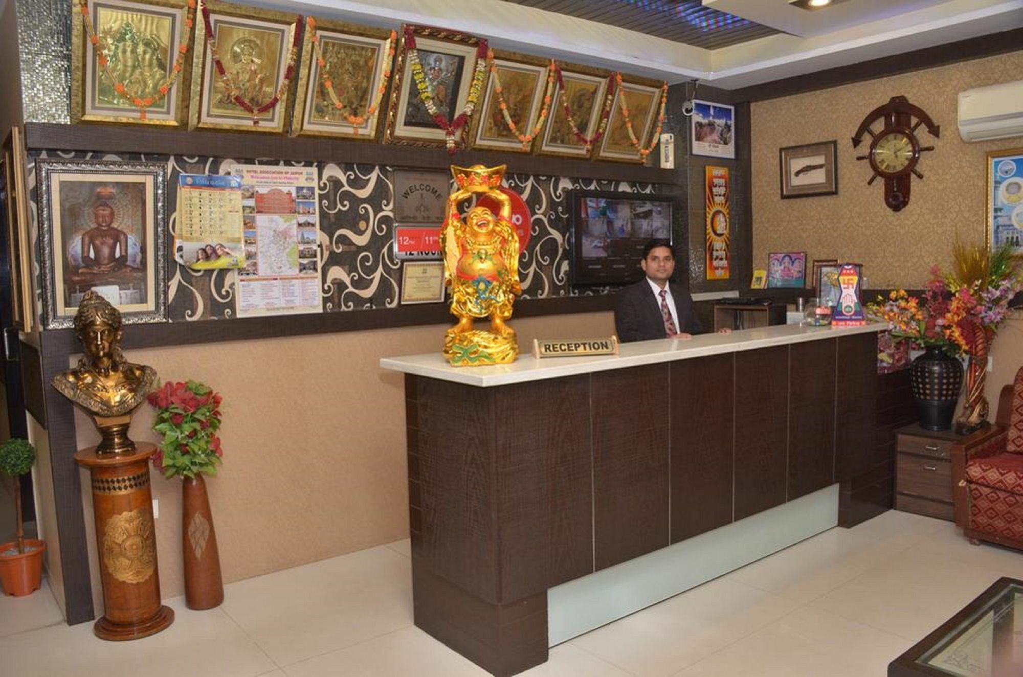 Hotel Jinendra Inn Jaipur Buitenkant foto