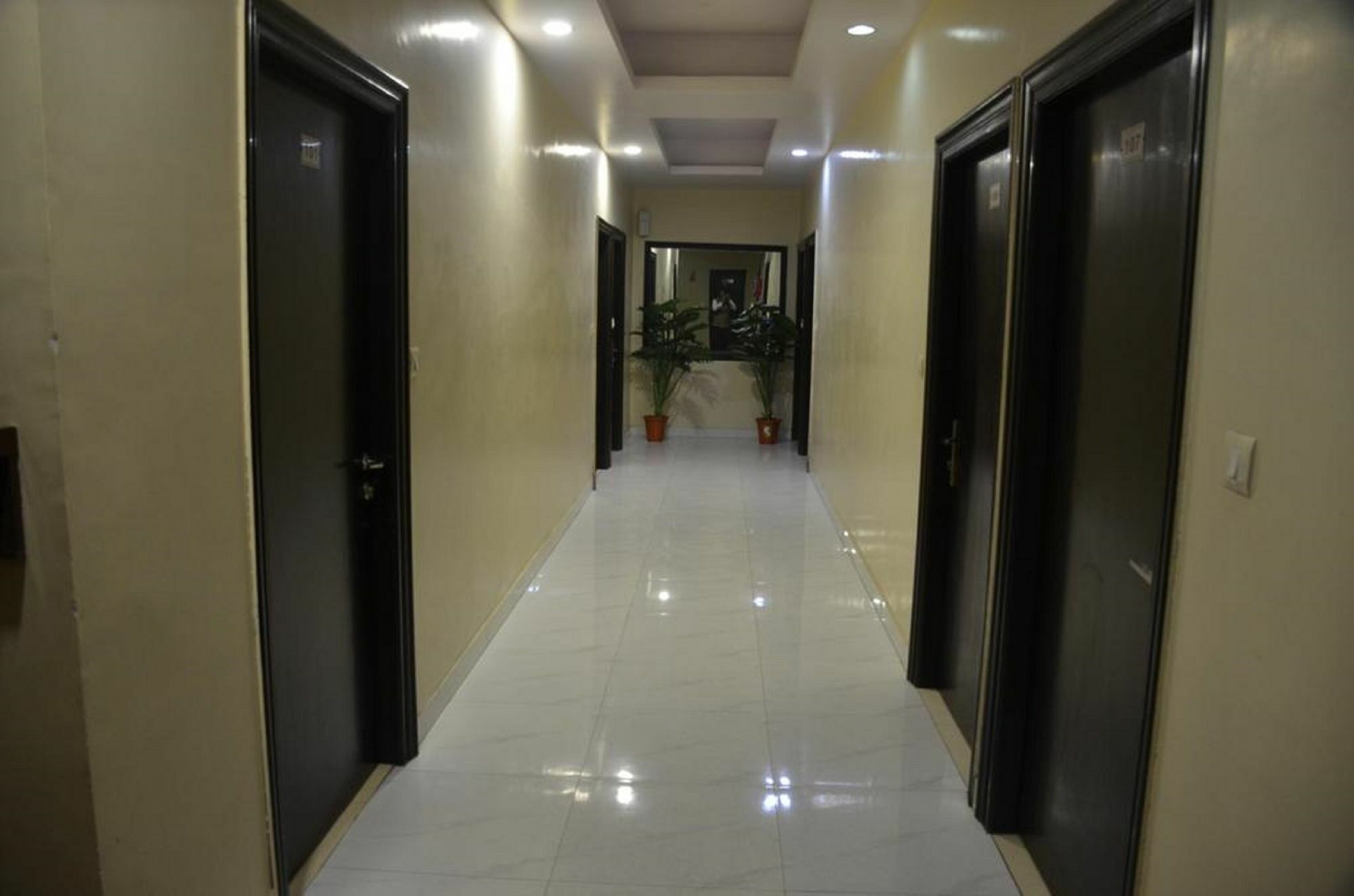 Hotel Jinendra Inn Jaipur Buitenkant foto