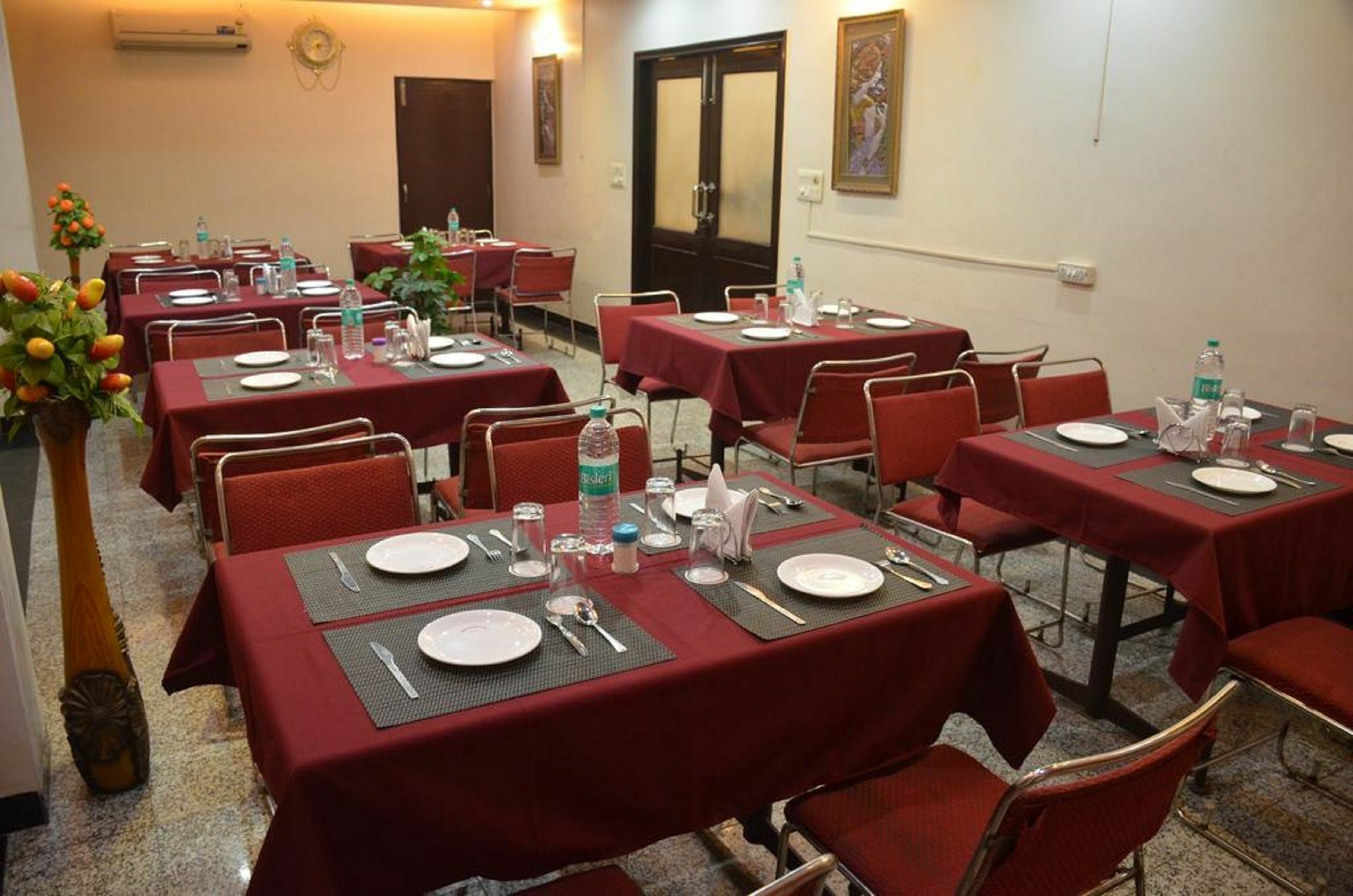 Hotel Jinendra Inn Jaipur Buitenkant foto